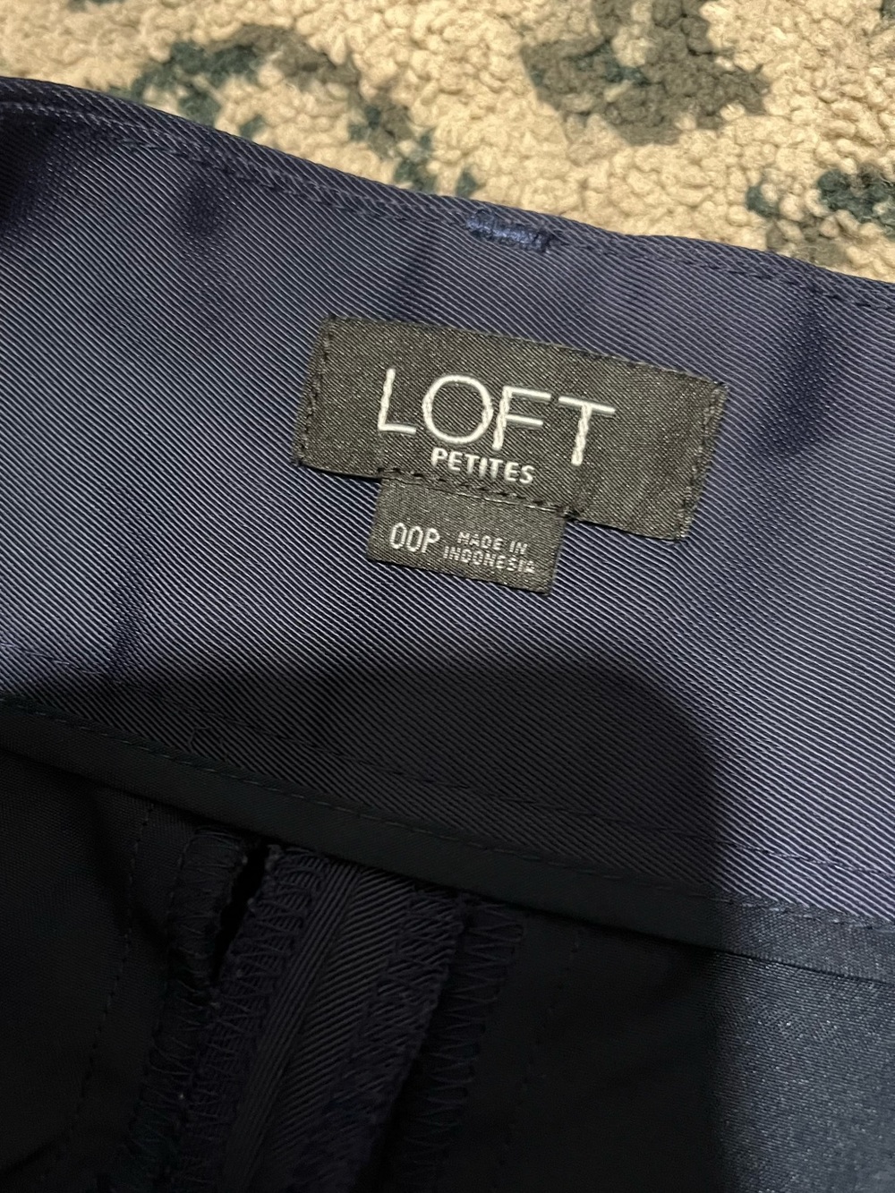 LOFT Petites High Waisted Cropped Leg Trousers Size 00P - Picture 4 of 8